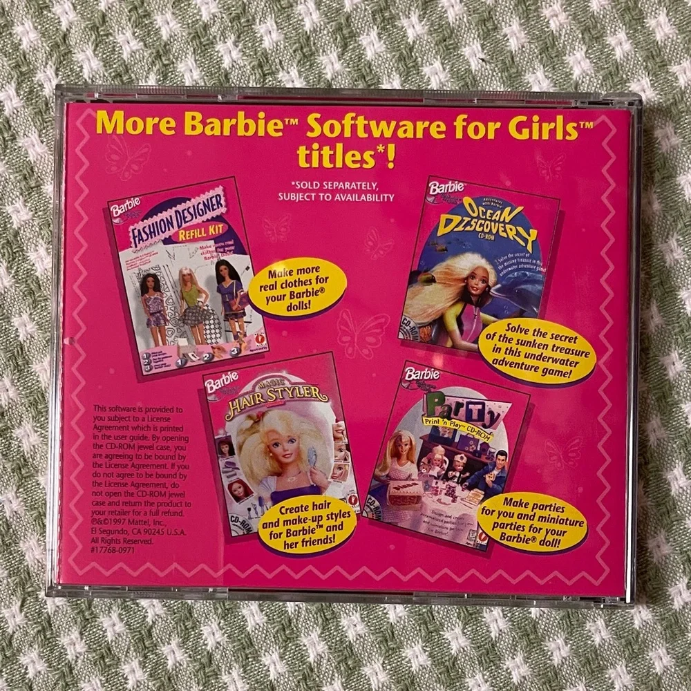 Barbie Cool Looks Fashion Designer CD-ROM (PC, 1996). -COPY